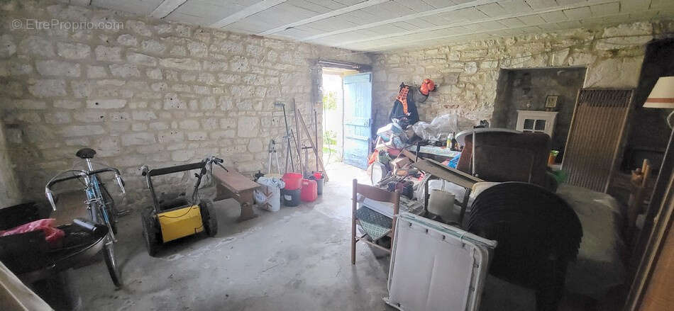 Maison à SAINT-SAUVEUR-LA-VALLEE