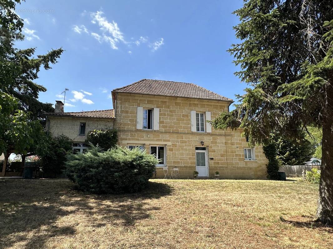 Maison girondine de caractère – 4 chambres sur un magnifique parc arboré, près de Saint-Émilion et Castillon-la-Bataille - photo 1