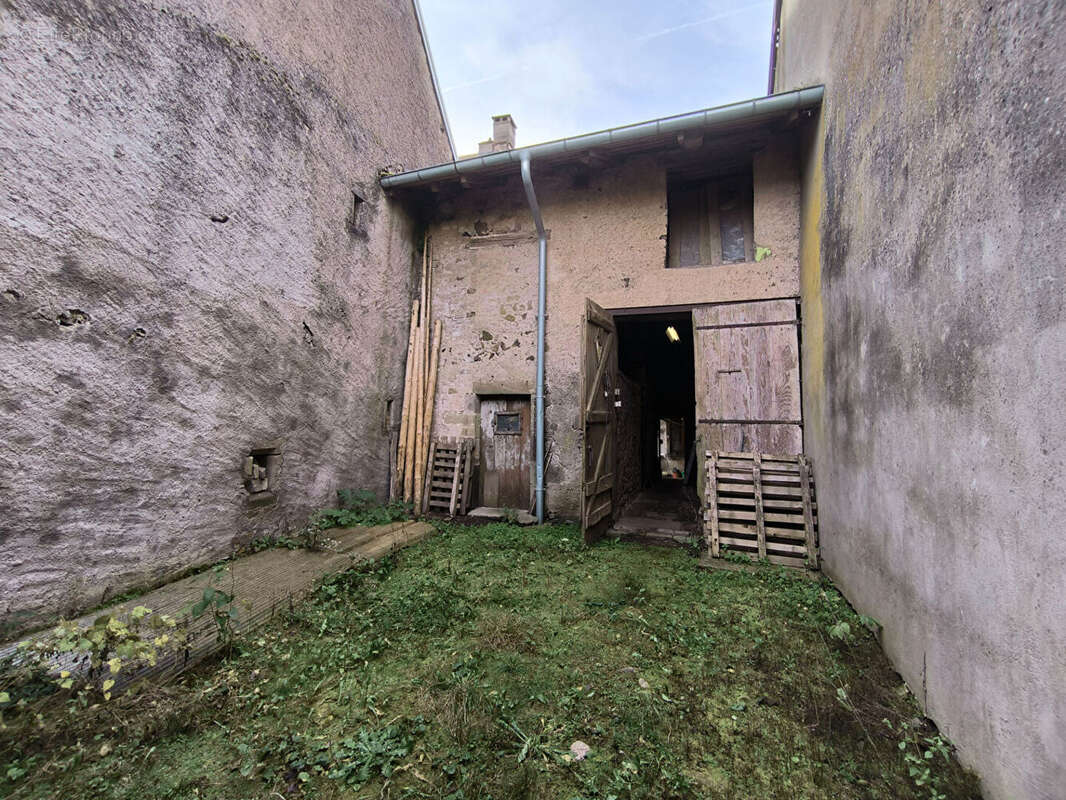 Maison à FAUCOGNEY-ET-LA-MER