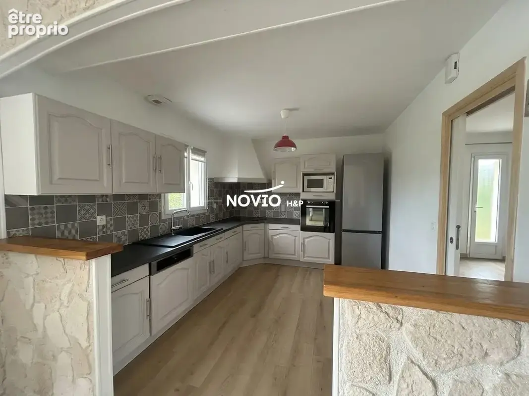 Maison 5 pièces 141 m² à vendre à Saint-Georges-Les-Baillargeaux (86130) - photo 5