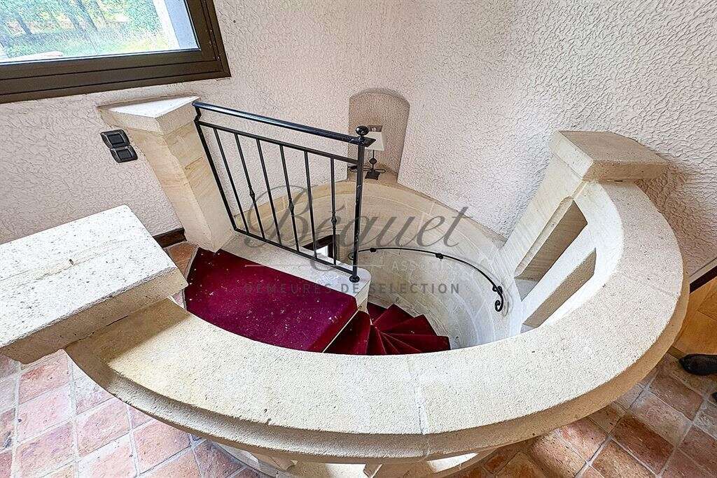 Maison à POIGNY-LA-FORET