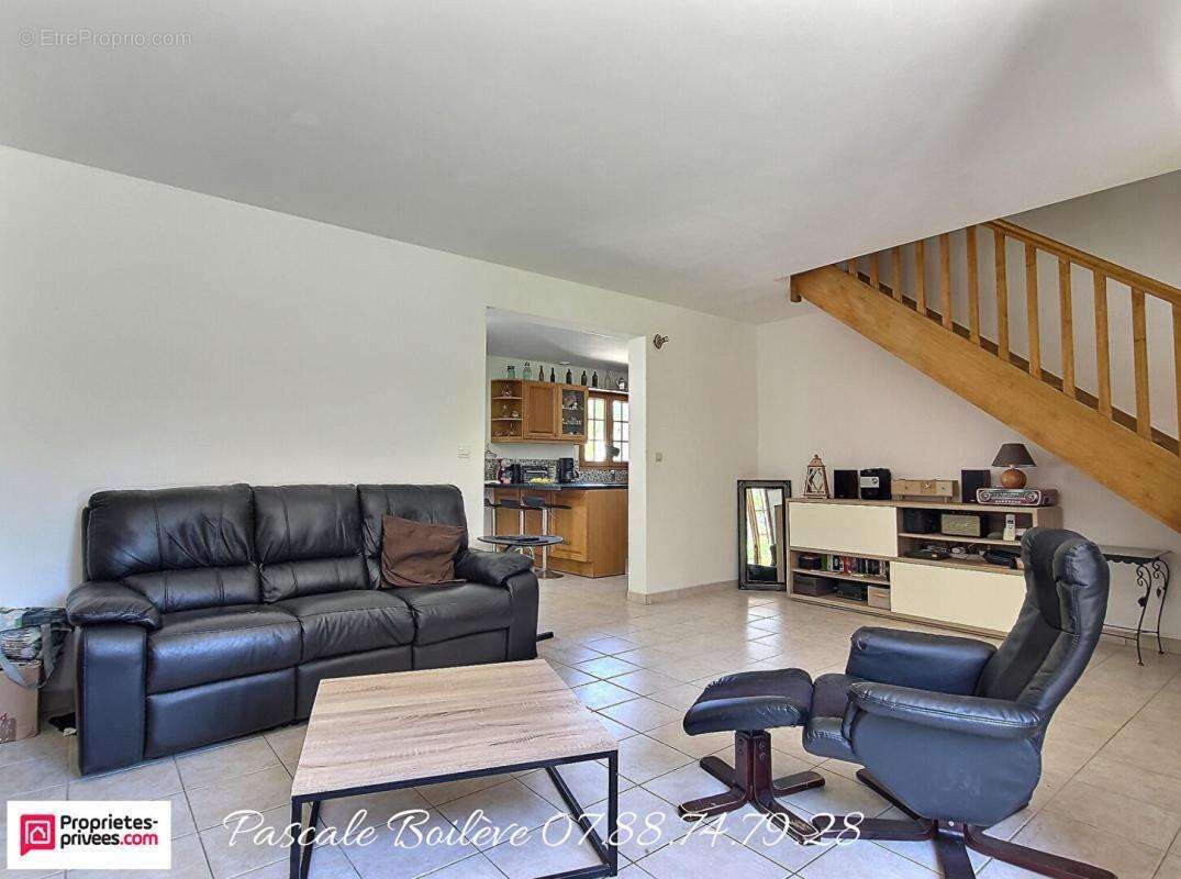 Maison 4 chambres - La breille les PIns (49390) - photo 4