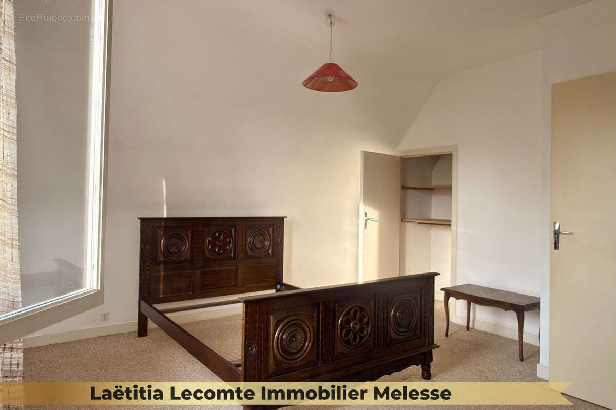 Maison à MELESSE