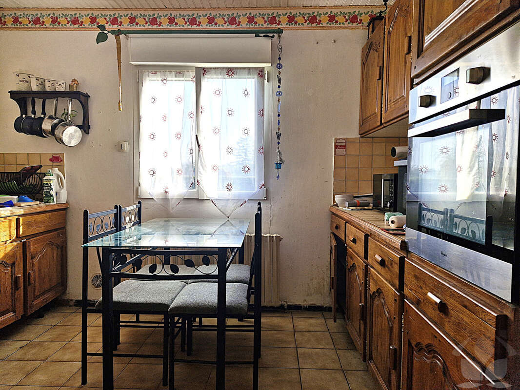 Maison à HONNECOURT-SUR-ESCAUT