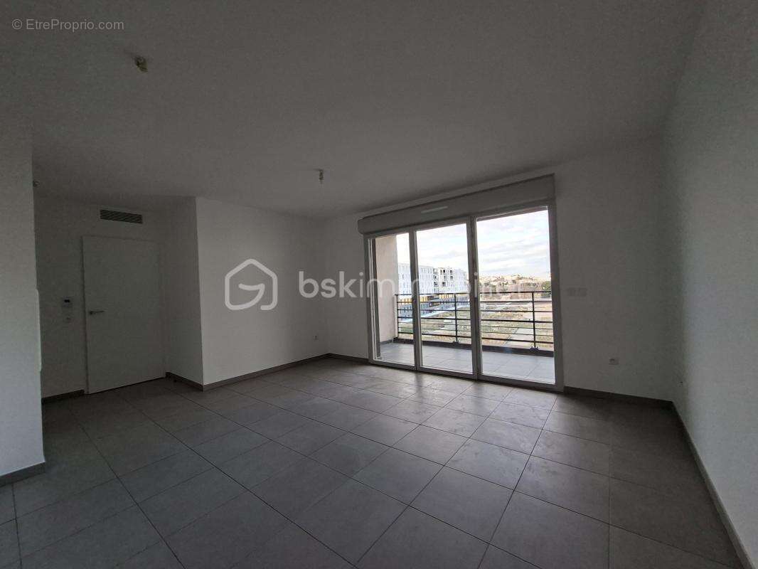 Appartement à MARSEILLE-10E