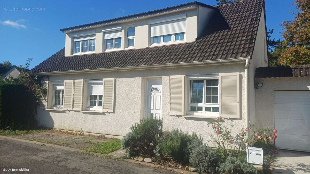 Maison à SUCY-EN-BRIE
