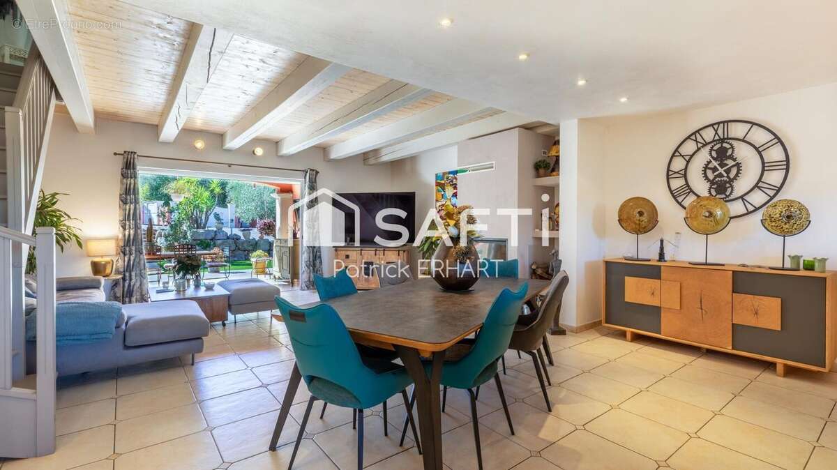 Photo 3 - Maison à PUGET-SUR-ARGENS