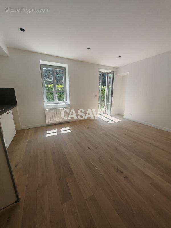 Appartement à TASSIN-LA-DEMI-LUNE