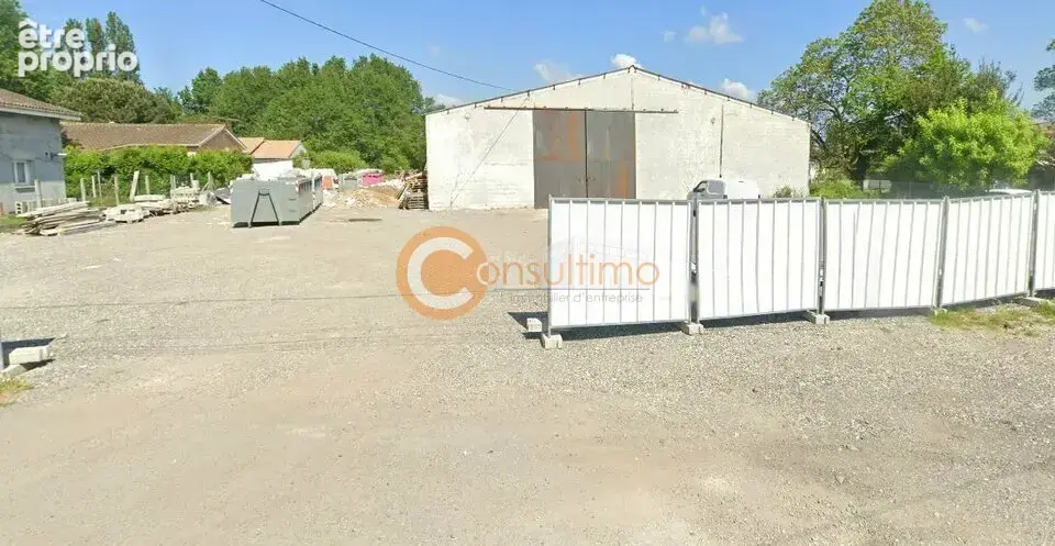 Commerce à AMBARES-ET-LAGRAVE