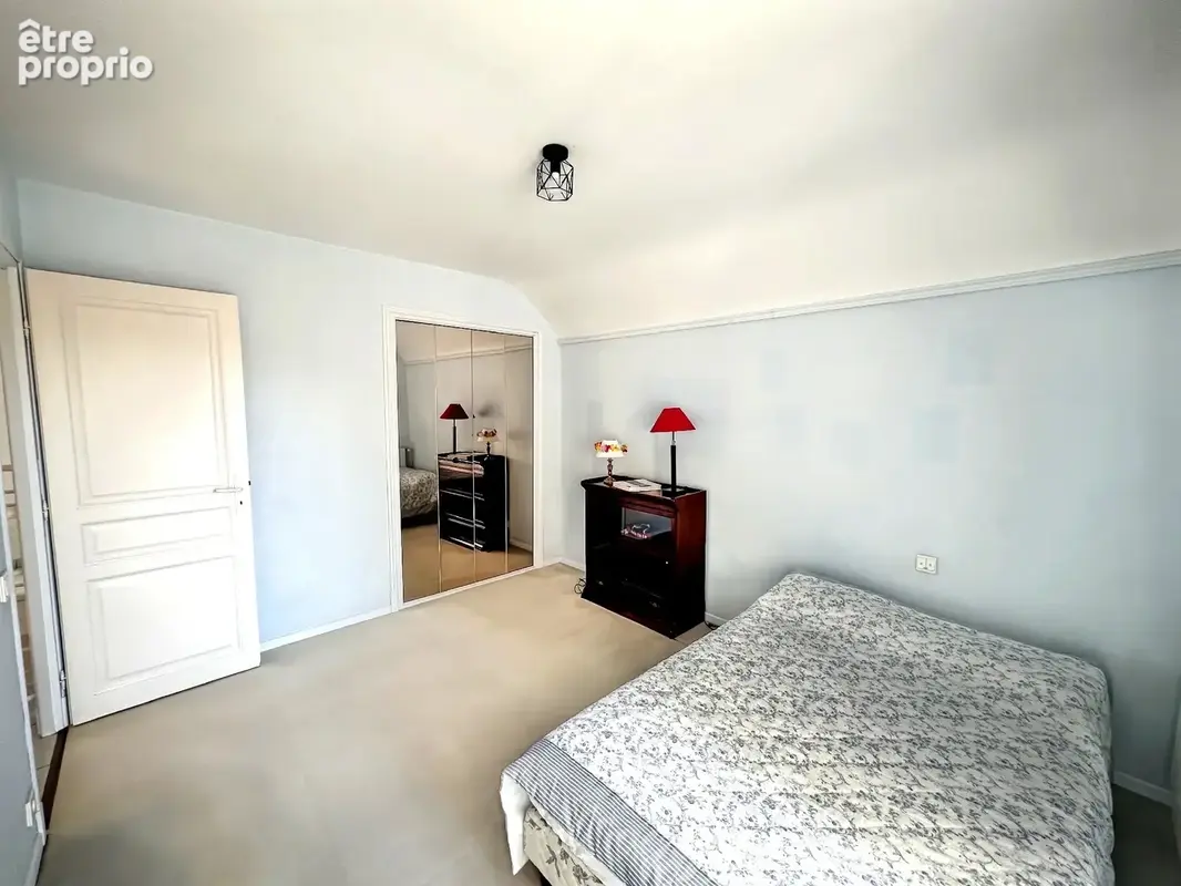 Maison T5 de 163 m2  dans un quartier très recherché - photo 16
