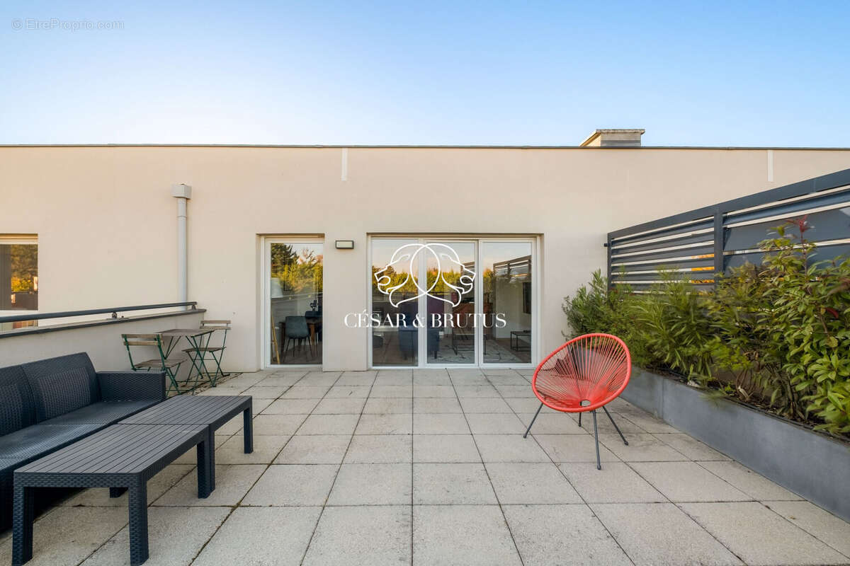 Appartement à PONT-EVEQUE