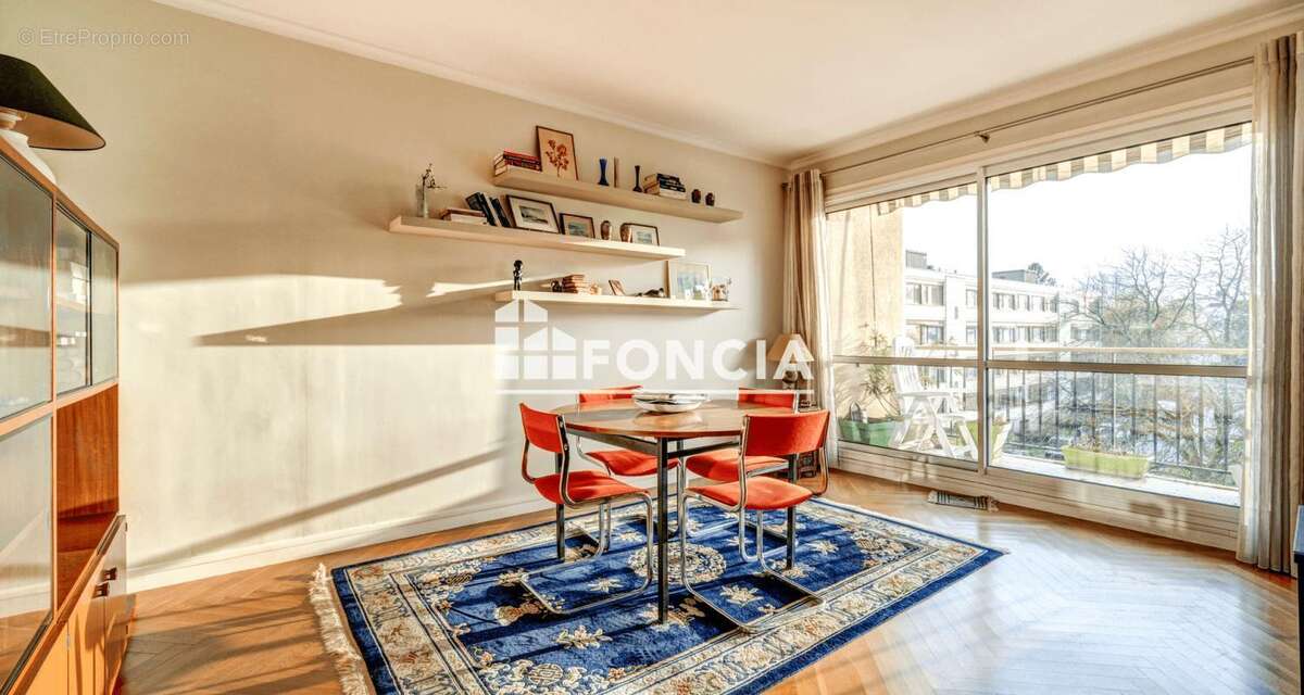 Appartement à NOISY-LE-ROI