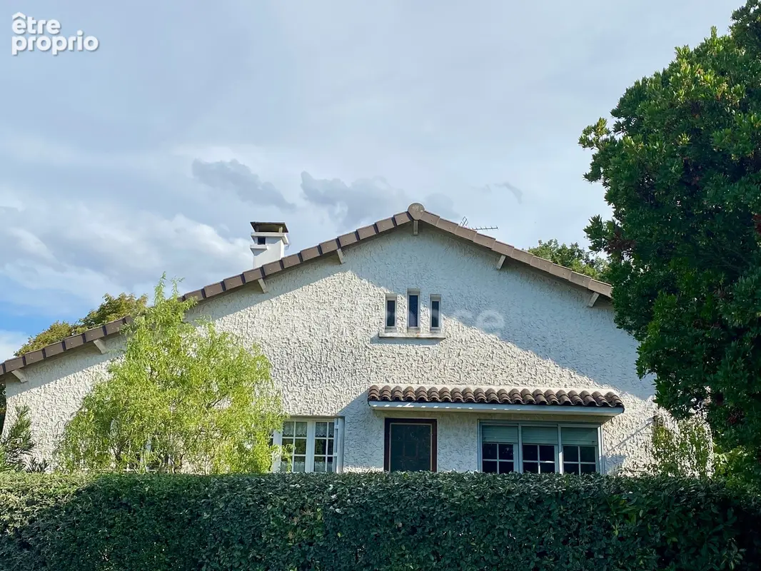 Maison à LIGUGE
