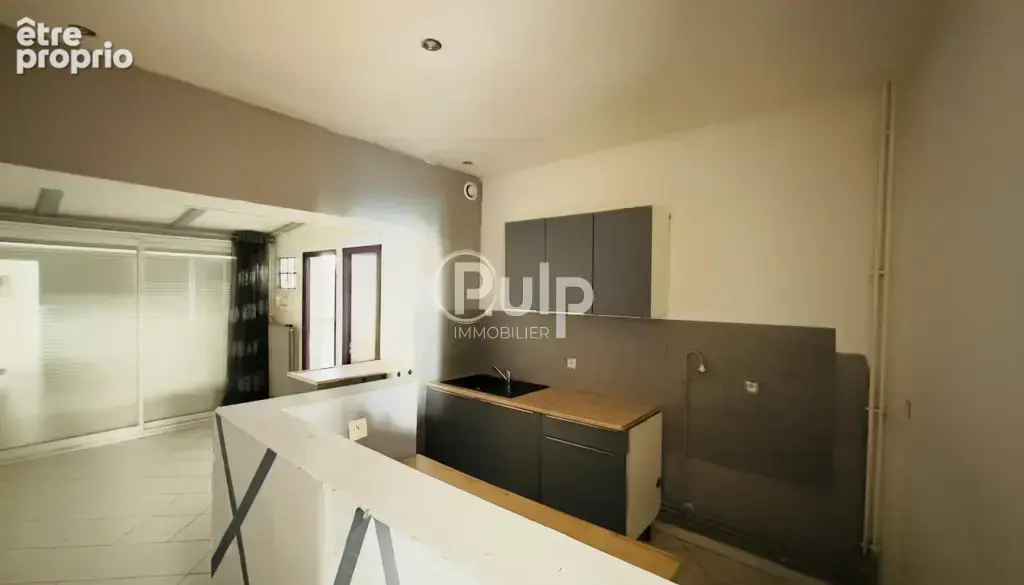 Maison de ville 3 Chambres + bureau et jardin - photo 2