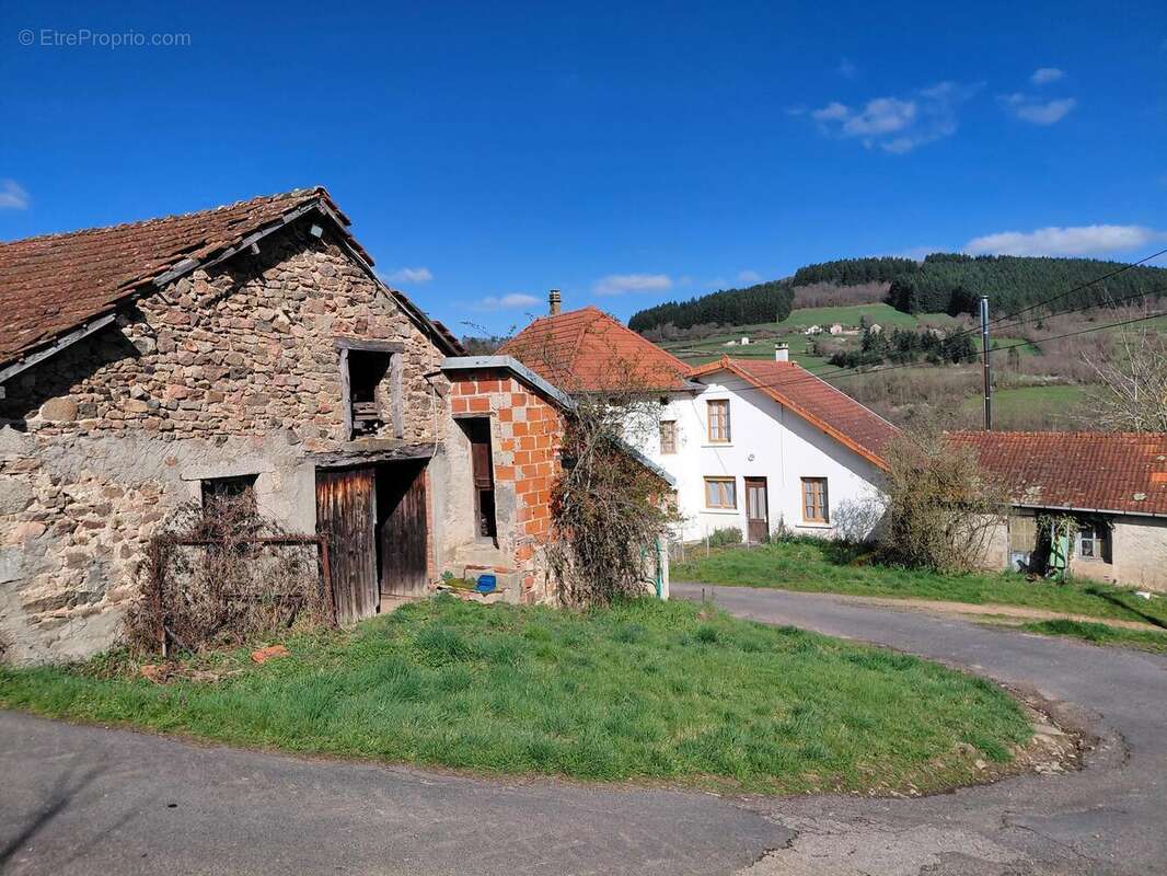Photo 2 - Maison à ARFEUILLES