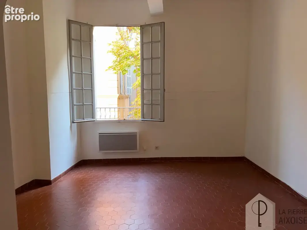 Appartement face a la cathédrale d'Aix en Provence - photo 12