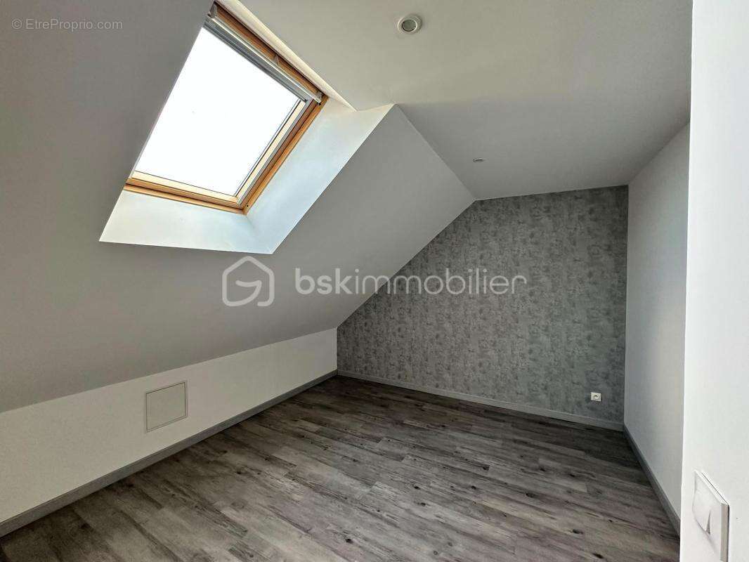Maison familiale 155 m² – 4 chambres  – Terrain 1 377 m² – Auzouer-en-Touraine - photo 11