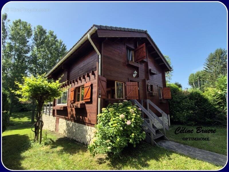 Maison à JUZIERS