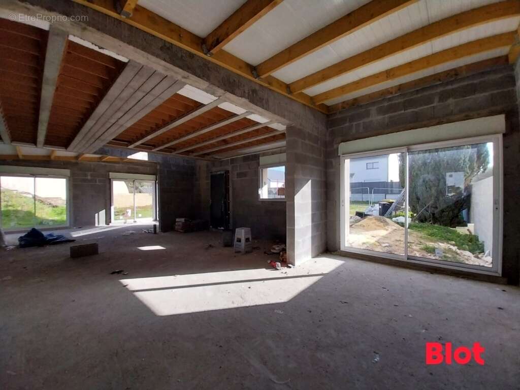 Maison à BAIN-DE-BRETAGNE