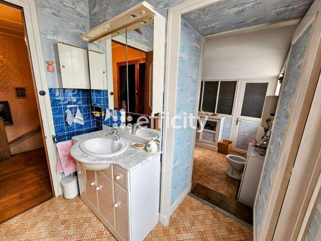 Maison à SAINTE-RADEGONDE