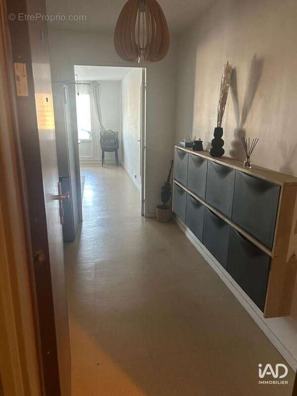 Photo 7 - Appartement à VILLENEUVE-LA-GARENNE