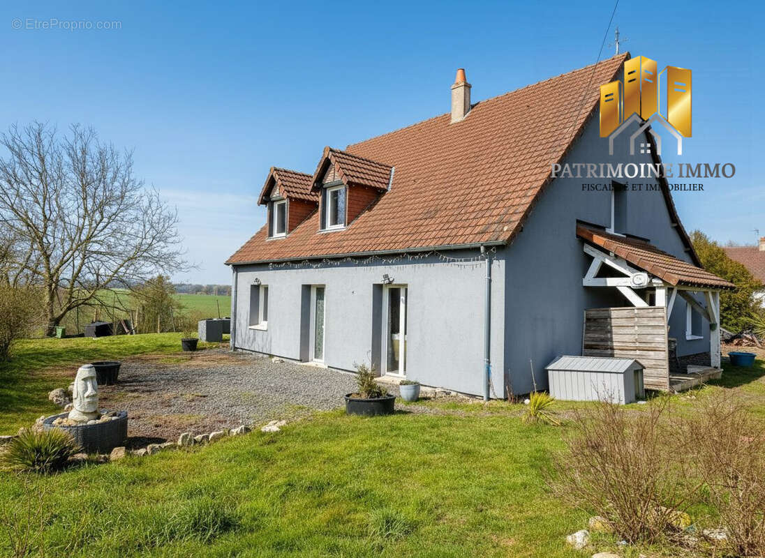 Maison à LOUESTAULT