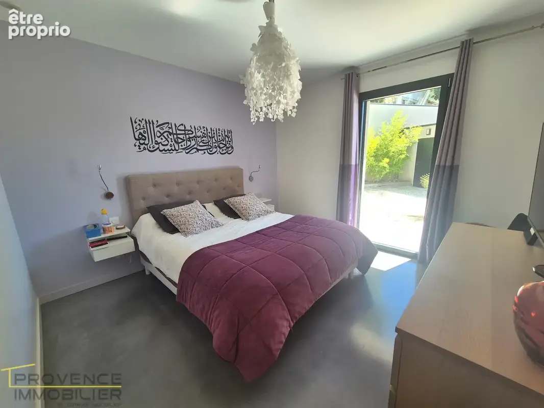 Maison à vendre à Montélimar   Villa familiale avec piscine, T2 indépendant, Grand garage   Les Catalins - photo 10