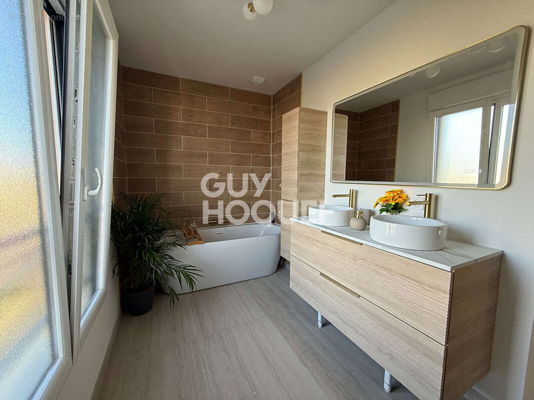 Maison à LIVERDY-EN-BRIE