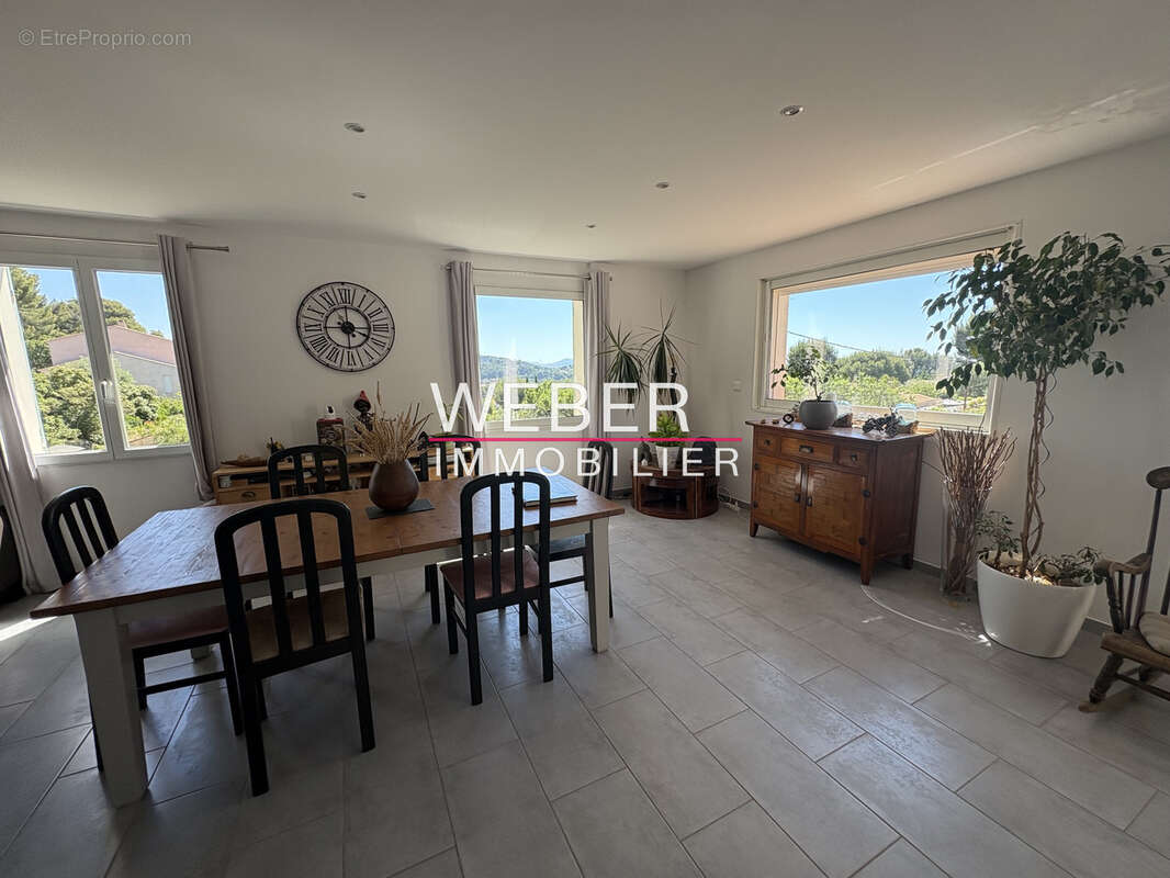 - ollioules - villa vue degagee et mer - photo 9