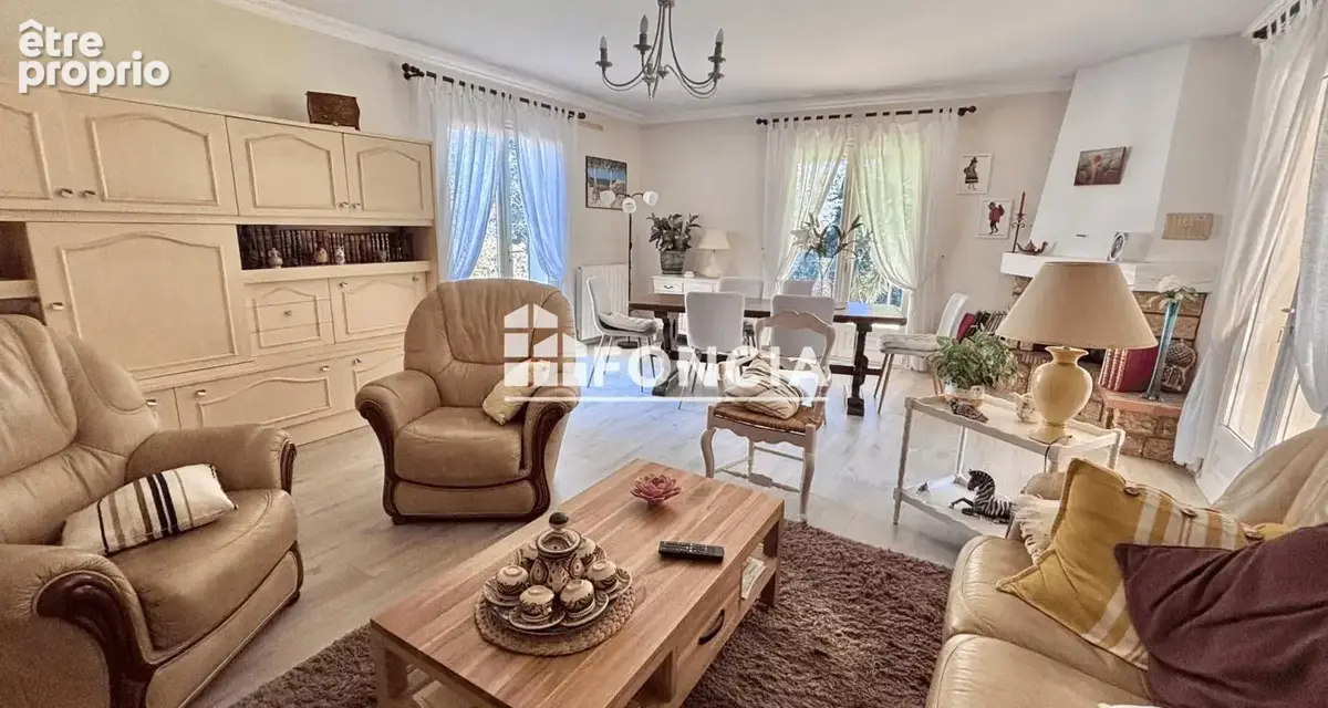 PROPRIETE avec annexes sur 3000m2 plat - photo 4