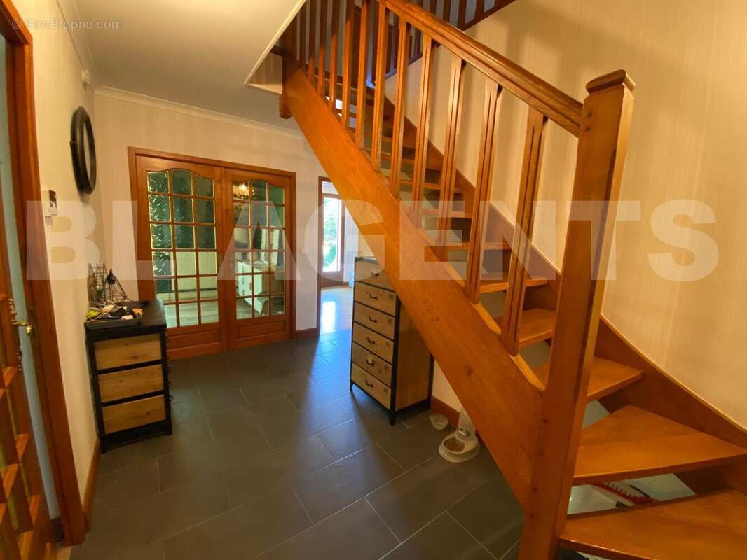 WhatsApp Image 2025-06-23 à 11 - Maison à SAINT-SATURNIN