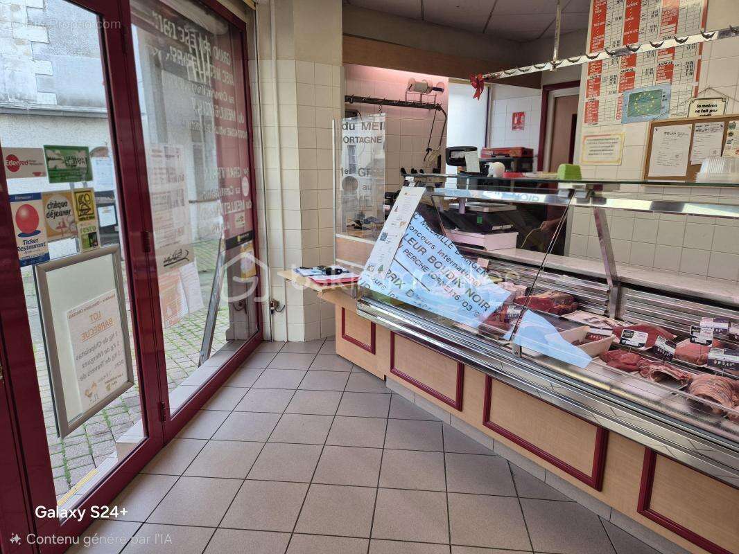 Commerce à SILLE-LE-GUILLAUME