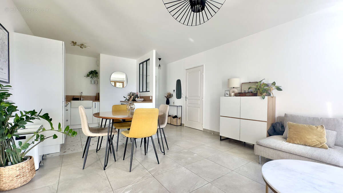 Appartement à LYON-5E