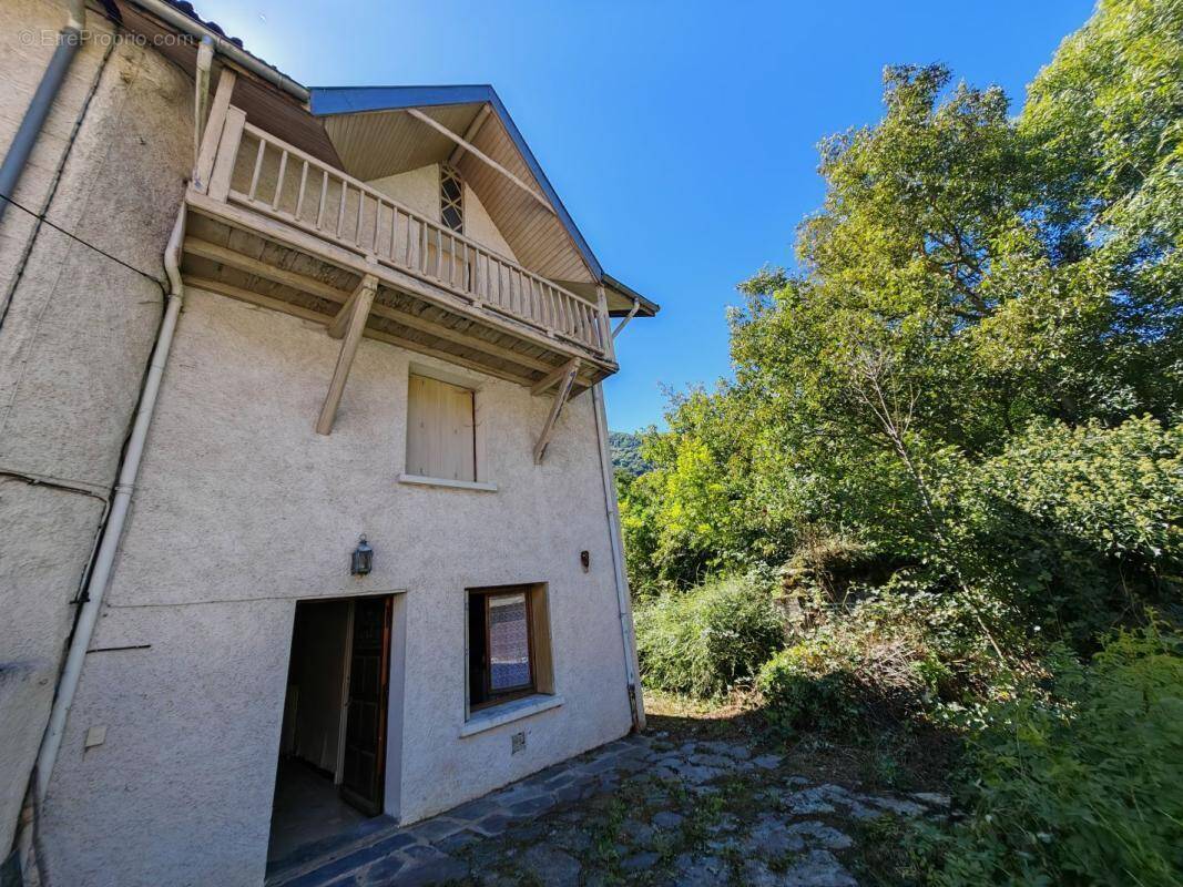 Maison à LES CABANNES