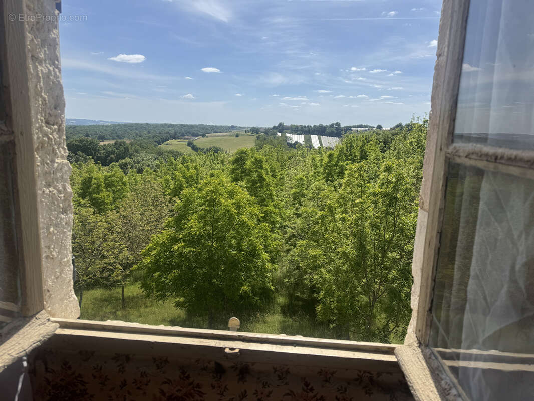 Maison à SAINT-NAZAIRE-DE-VALENTANE