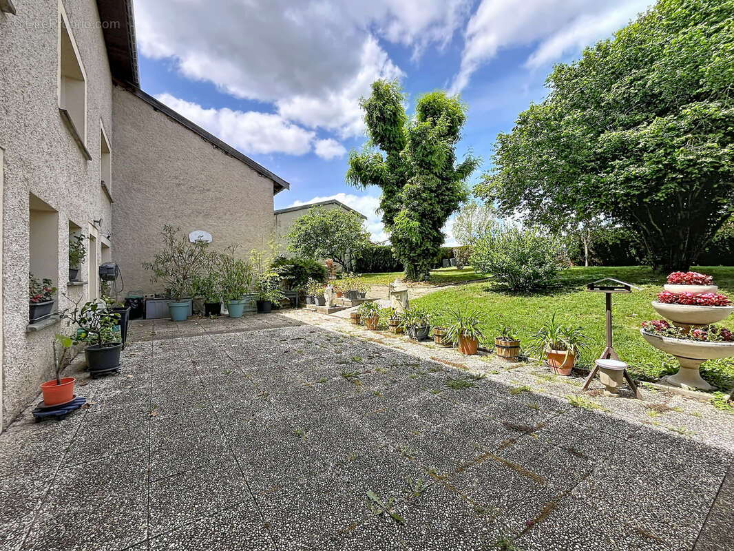 Maison à EUVILLE