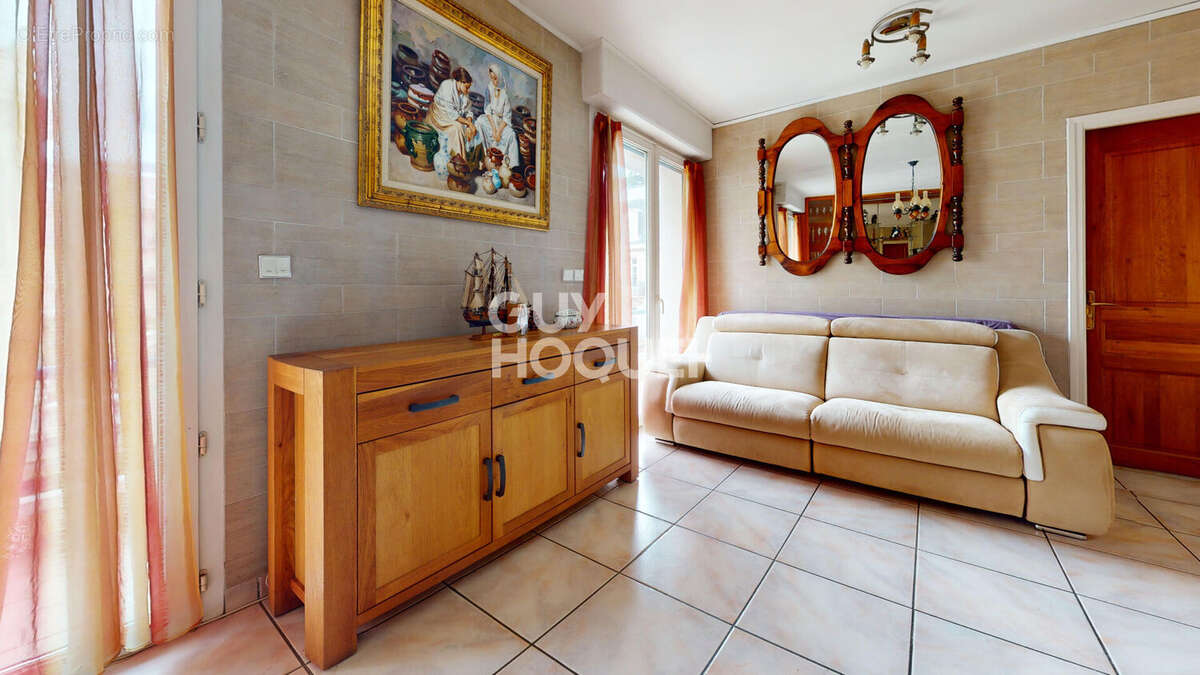 Appartement à AIX-LES-BAINS