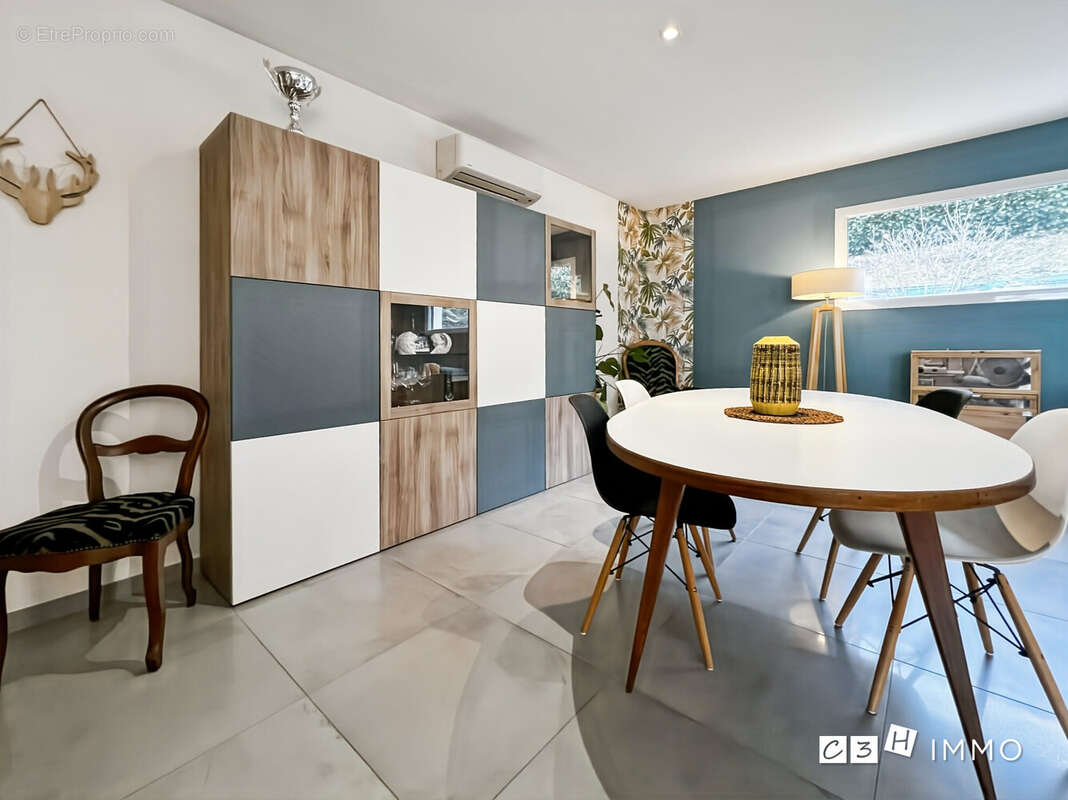 Maison à LAVERNOSE-LACASSE