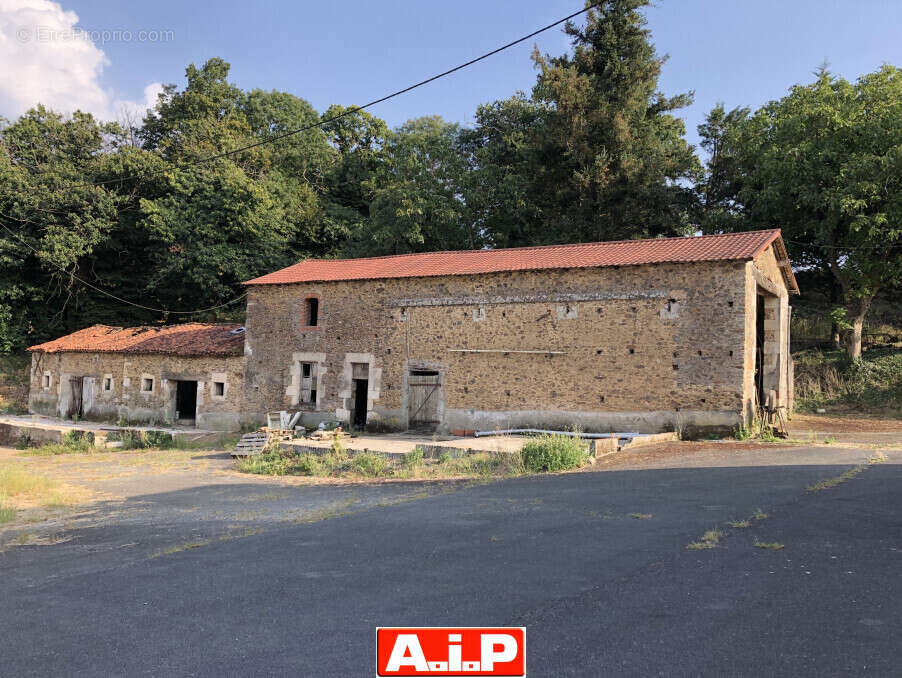 Maison à MOUILLERON-EN-PAREDS