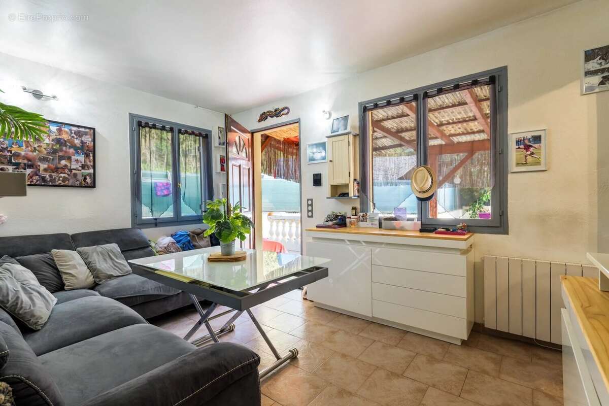 Maison à CAGNES-SUR-MER