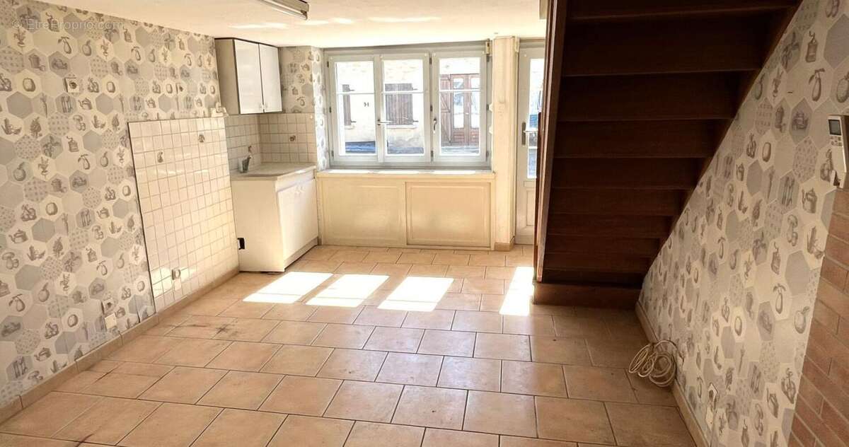 Au coeur de la vallée du Suran - Maison avec 3 chambres et terrain attenant - photo 8