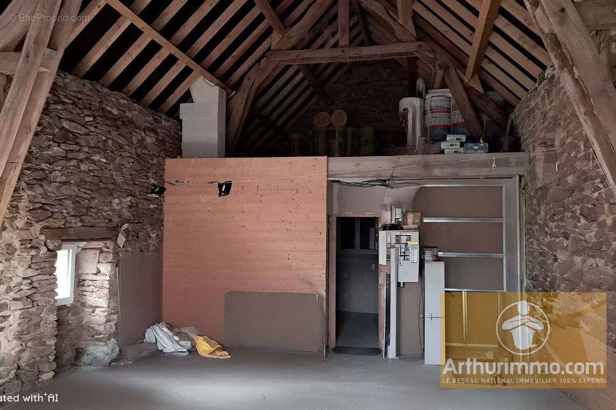 Maison à SAINT-PIERRE-DE-NOGARET