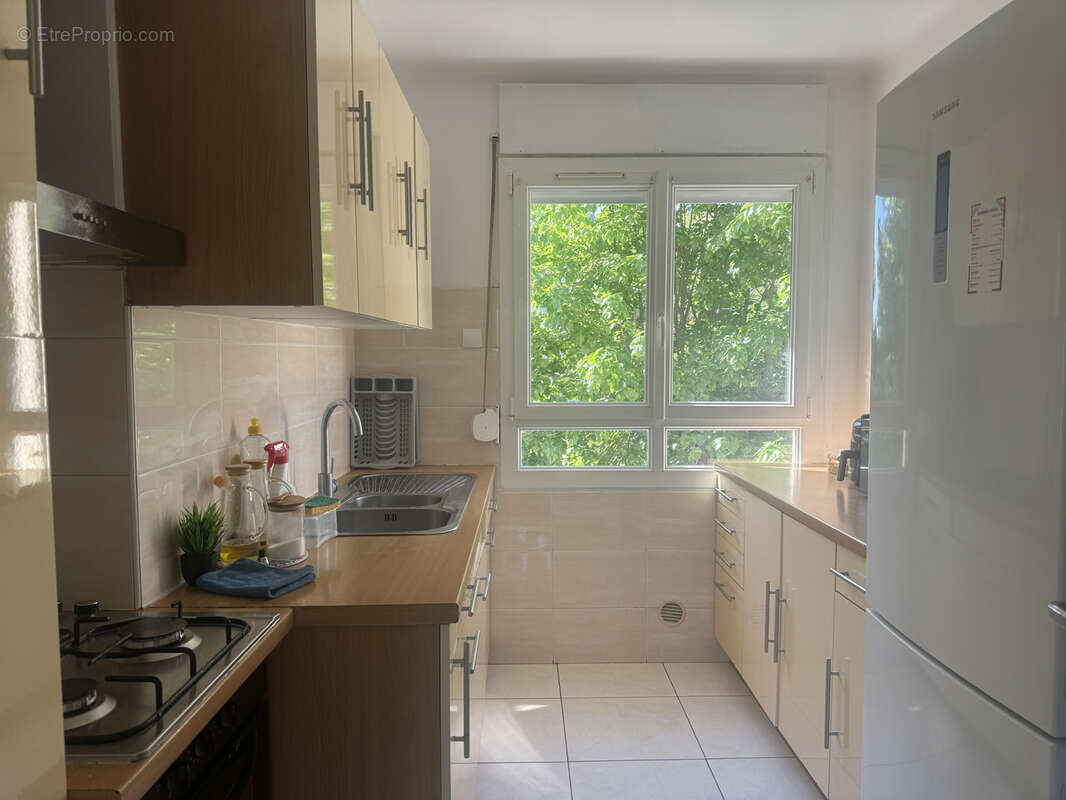 Appartement à SARTROUVILLE