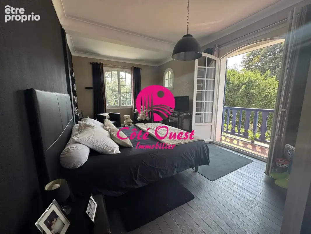 Maison 7 pièces 270 m² à vendre à Saint-Laurent-De-Brevedent (76700) - photo 5
