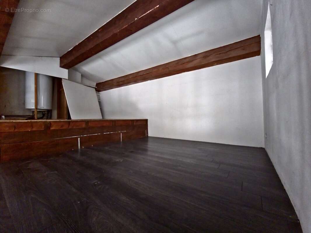 Appartement à MEYRARGUES