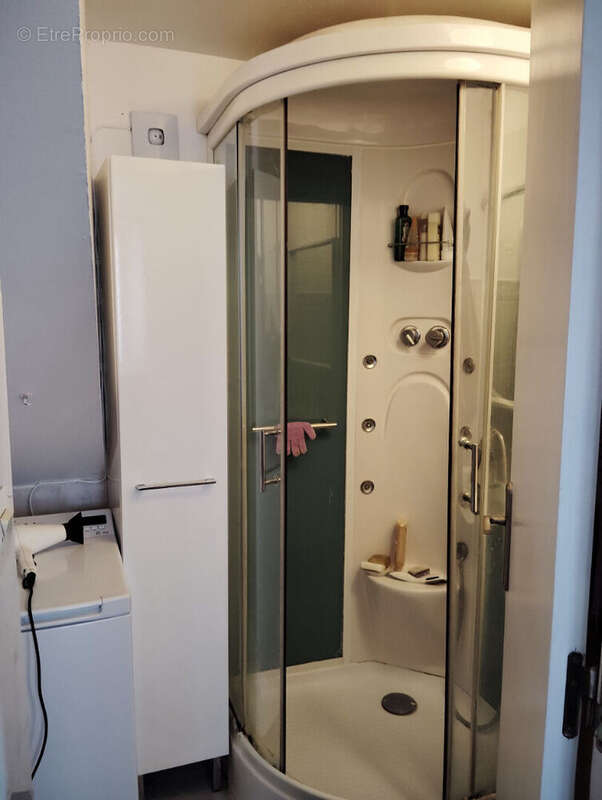 Appartement à TOURVES