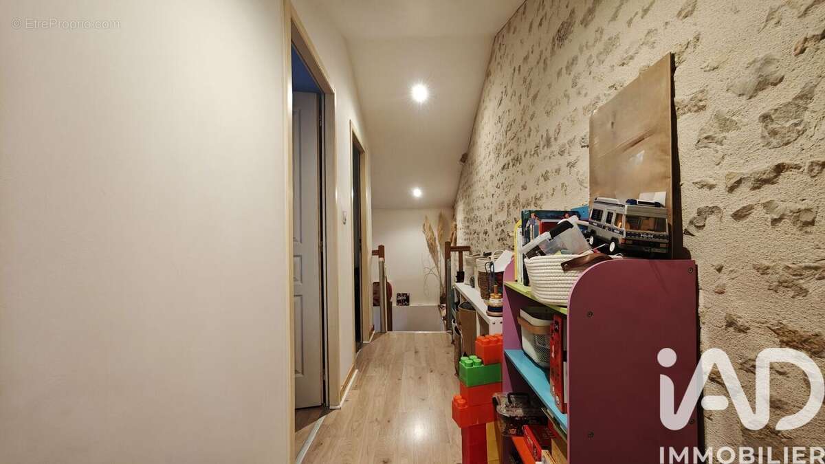 Photo 5 - Maison à SAINT-HILAIRE-DES-LOGES