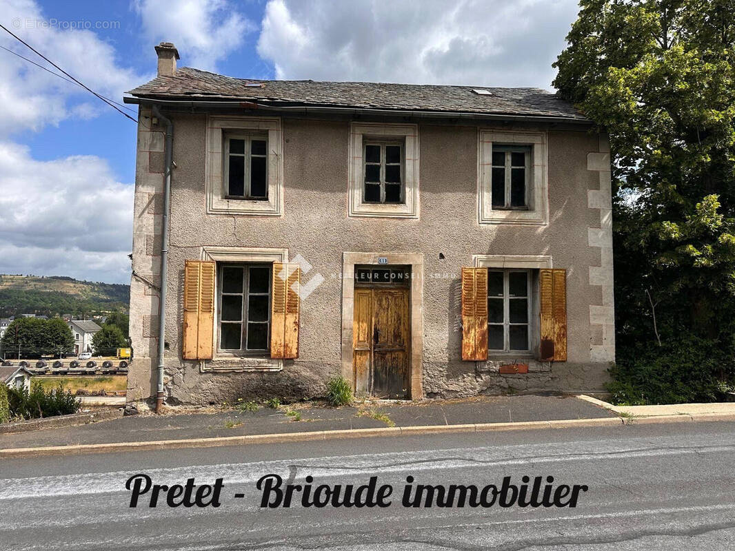 Maison à NEUSSARGUES-MOISSAC