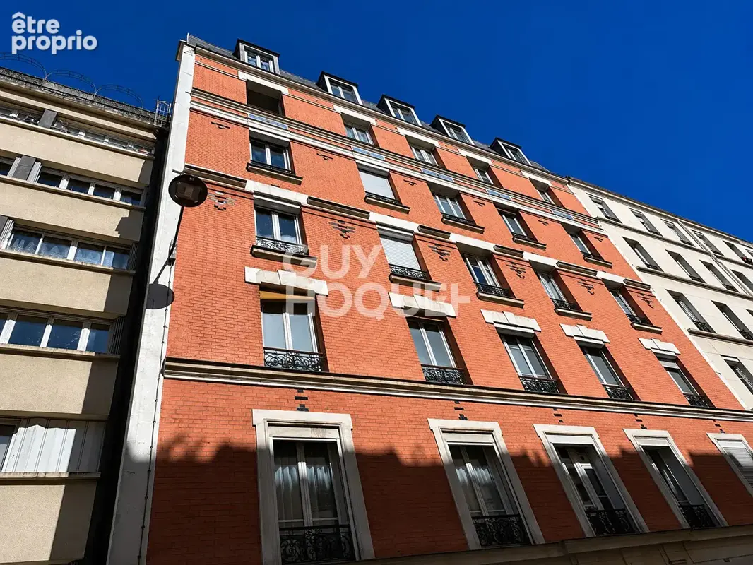 Studio / Lumineux / Calme / En étage / Michel Bizot (L8) - photo 4