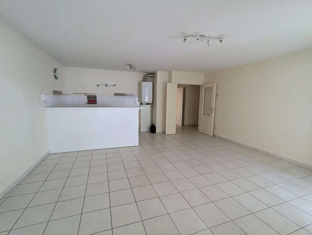 Appartement à TASSIN-LA-DEMI-LUNE